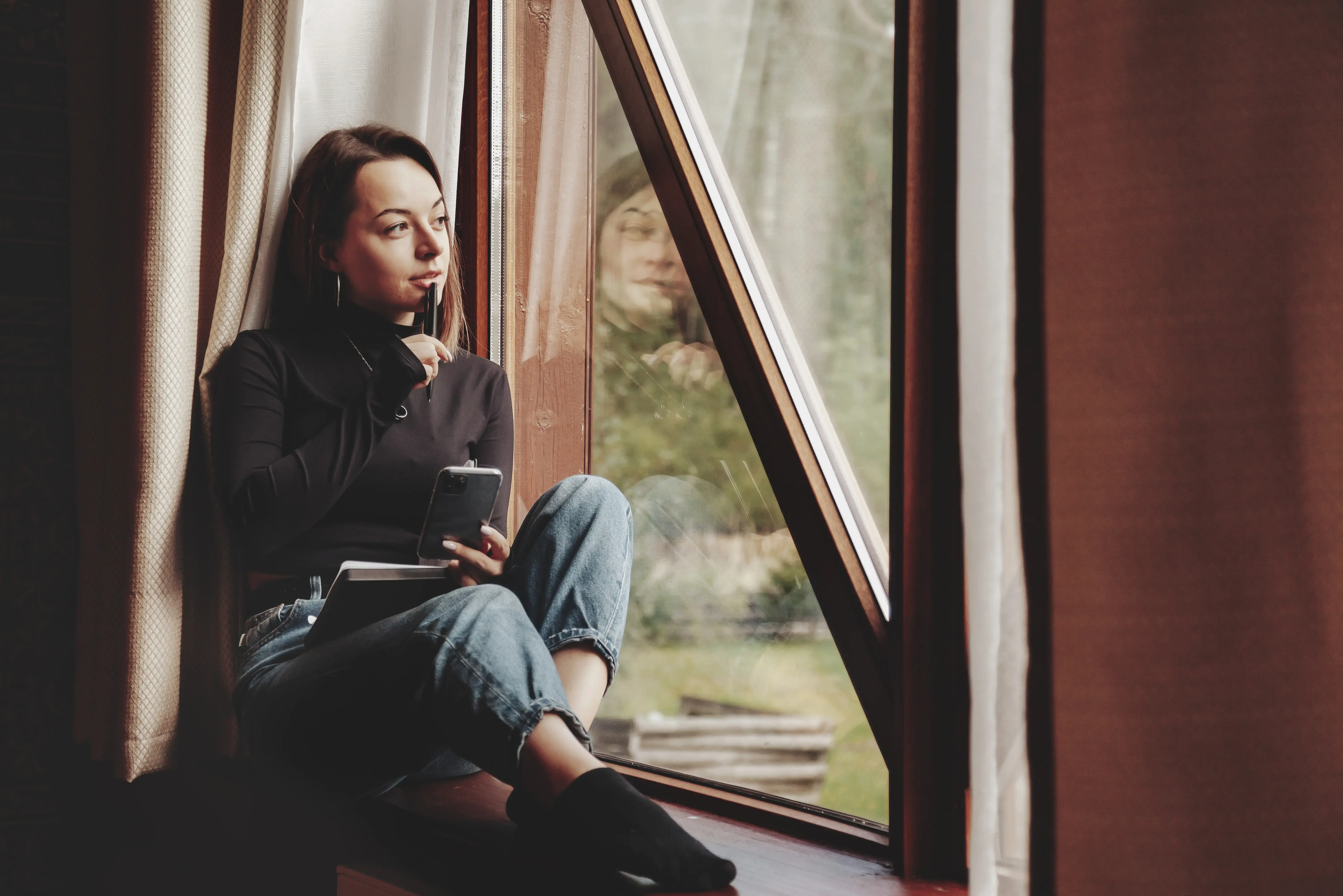 portrait-of-young-businesswoman-with-notebook-and-2025-03-18-19-21-50-utc