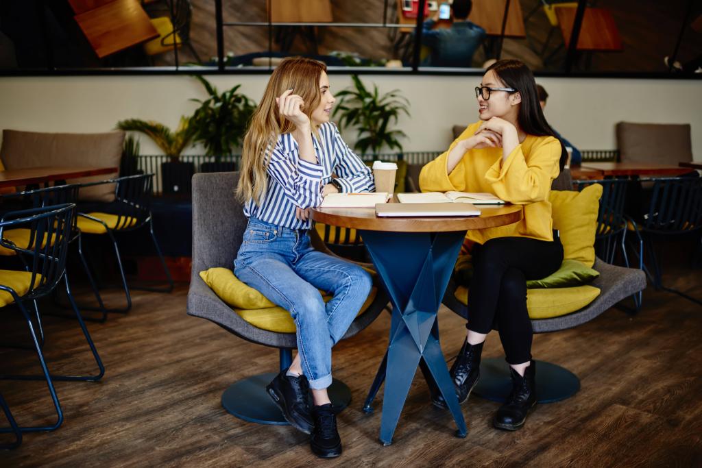 How to Support a Friend Going Through a Tough Time