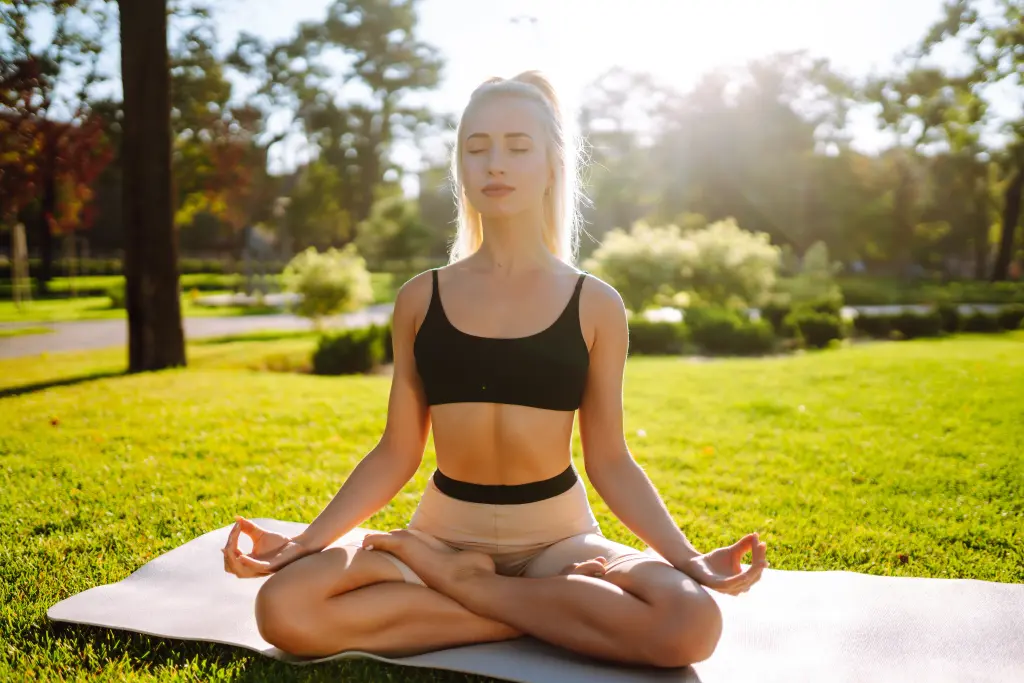 Yoga for Beginners: Simple Poses to Start Your Day